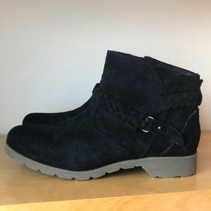 Teva Delavina Booties, 6.5